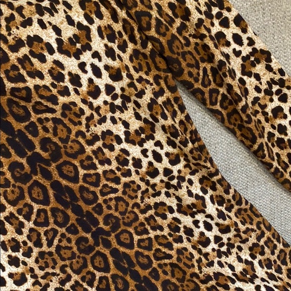 Long sleeve tight leopard print dress - Picture 3 of 3